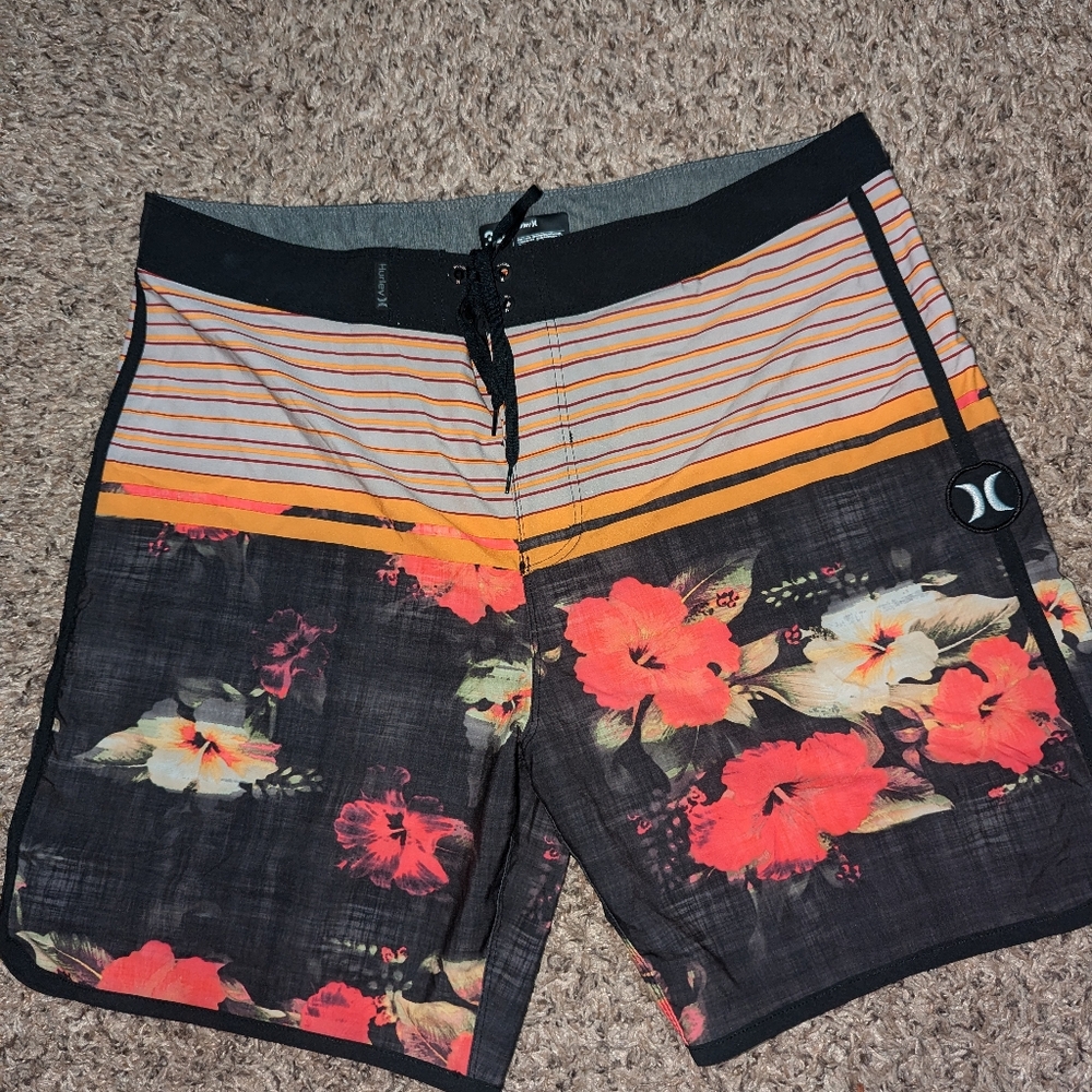 Hurley board shorts men's size 34